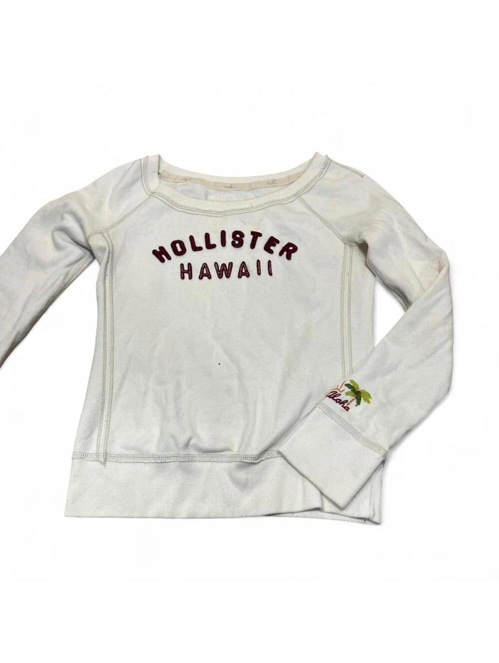 Y2K Hollister cream long sleeve sweater
